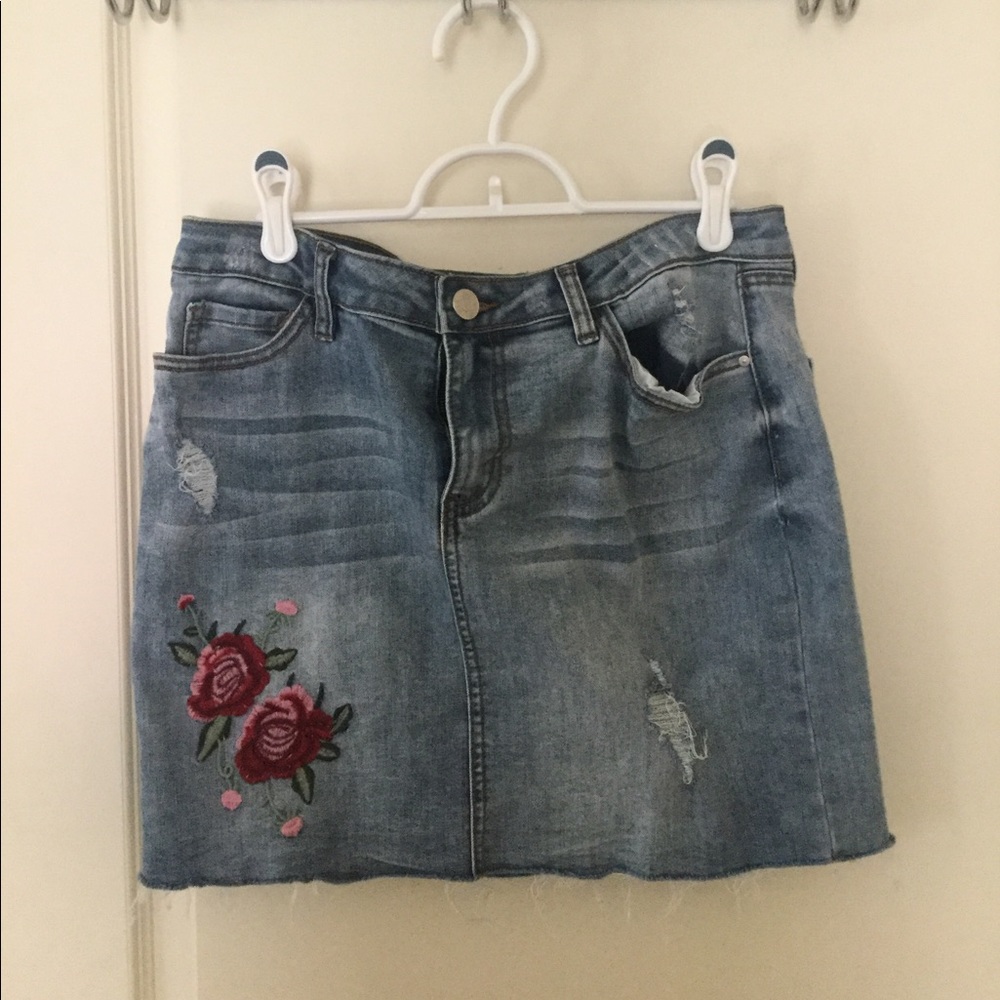 Flower Embroidered Denim Skirt